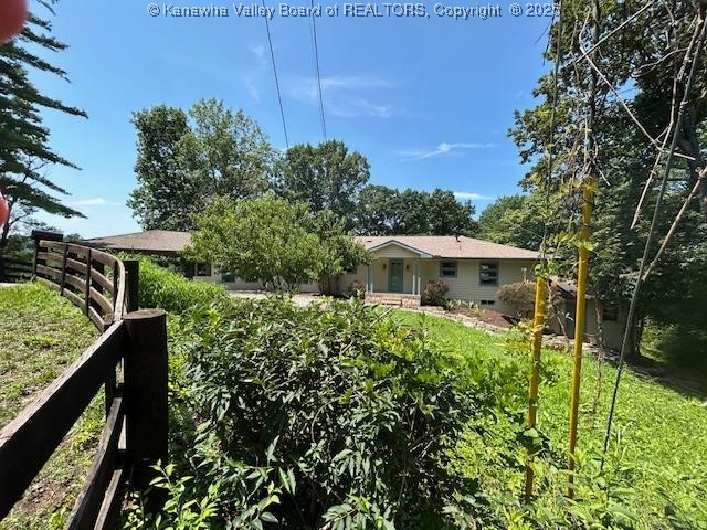 884 Alta Rd, Charleston, WV 25314 - photo 1