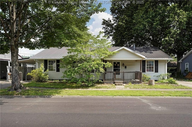 2620 Bard Ave, Saint Albans, WV 25177 - view of front facade featuring a porch