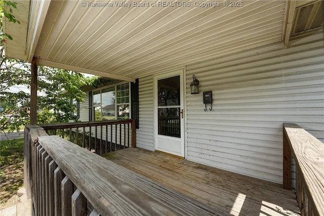 2620 Bard Ave, Saint Albans, WV 25177 - view of wooden deck