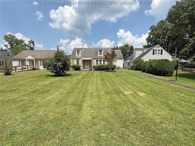4312 Lancaster Ave, Charleston, WV 25304 - view of front of home with a front lawn and brick siding