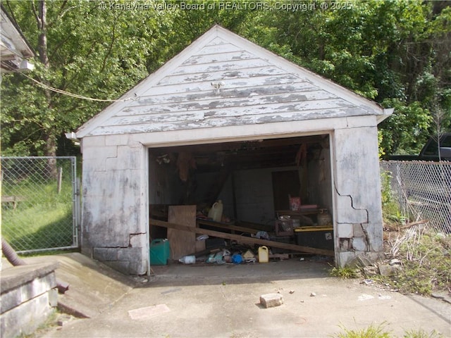 5069 Ohio River Rd, Huntington, WV 25702