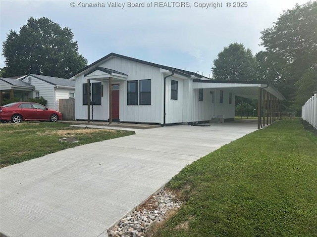 1112 Henrietta St, Ravenswood, WV 26164 - photo 1