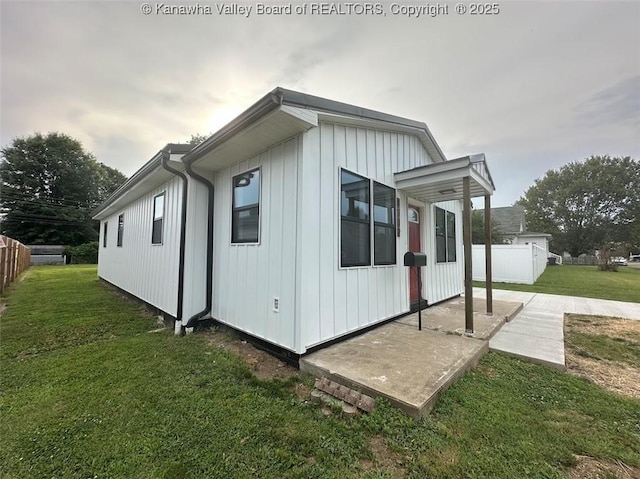 1112 Henrietta St, Ravenswood, WV 26164 - photo 4