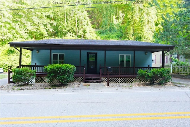442 Porter Rd, Charleston, WV 25314 - view of front of house featuring covered porch