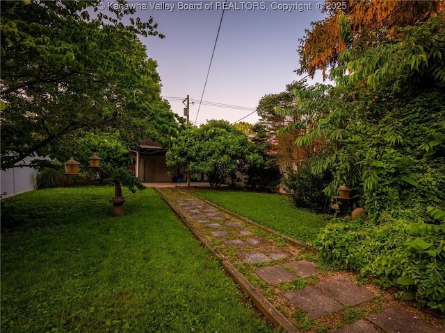 623 11th Ave, Huntington, WV 25701 - view of grassy yard