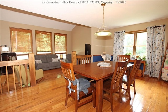 119 Falls Run Rd, Charleston, WV 25311 - dining area featuring light wood-type flooring and lofted ceiling