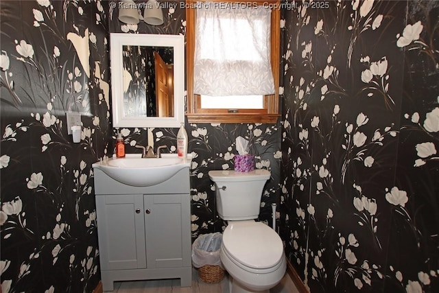119 Falls Run Rd, Charleston, WV 25311 - bathroom with wallpapered walls and vanity