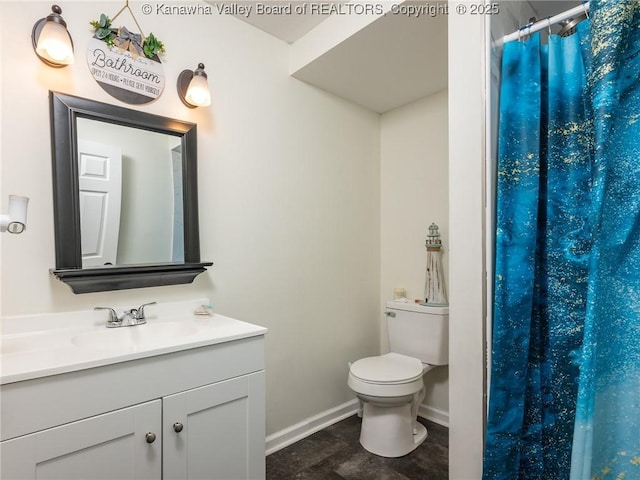 1105 Hollyberry Ln, South Charleston, WV 25309 - full bathroom featuring vanity and a shower with curtain