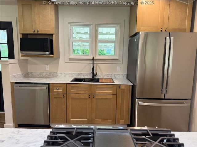 2087 Shadyside Rd, Saint Albans, WV 25177 - photo 10