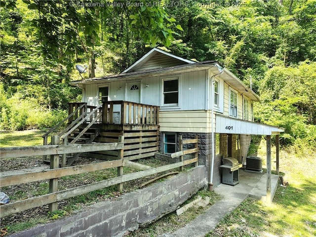 401 Cora St, Charleston, WV 25302 - photo 1