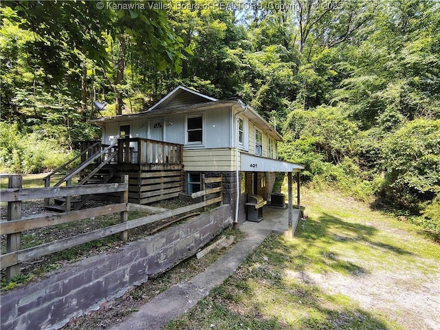 401 Cora St, Charleston, WV 25302 - photo 2