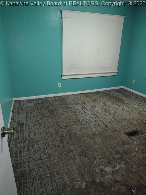 401 Cora St, Charleston, WV 25302 - photo 10