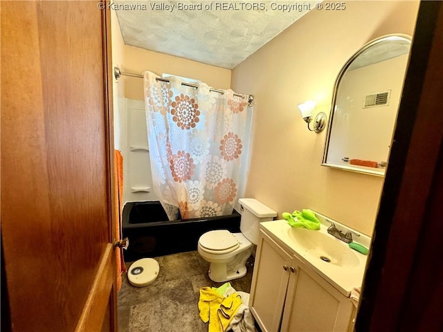 17739 US Route 60, Culloden, WV 25510 - bathroom featuring vanity, a textured ceiling, and shower / bath combo