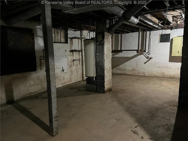521 Roane St, Charleston, WV 25302 - unfinished below grade area featuring water heater