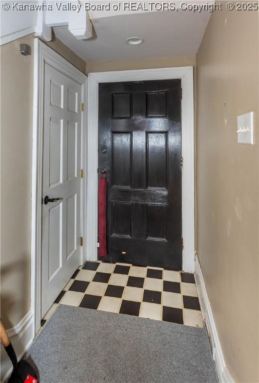 1212 10th St, Huntington, WV 25701 - entrance foyer featuring tile patterned floors