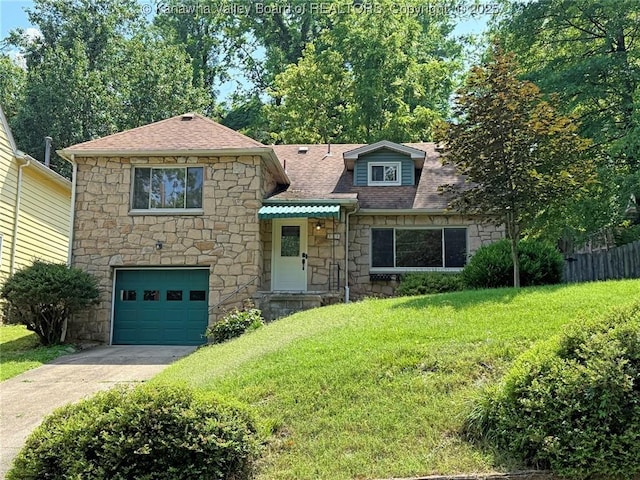 323 Mckinley Ave, Charleston, WV 25314 - photo 1