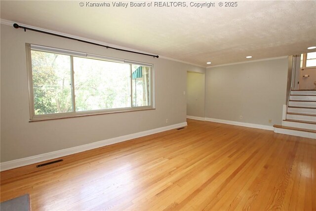 323 Mckinley Ave, Charleston, WV 25314 - photo 14