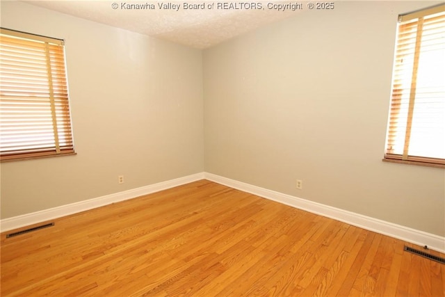 323 Mckinley Ave, Charleston, WV 25314 - photo 28