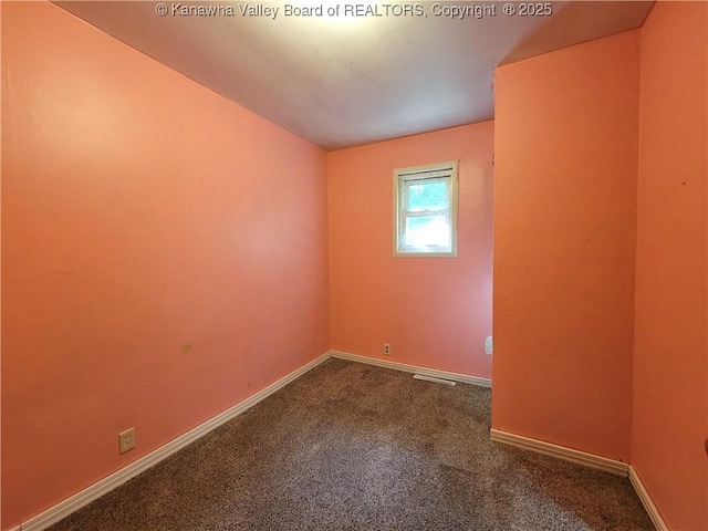 807 Honeysuckle Rd, Elkview, WV 25071 - carpeted empty room with baseboards