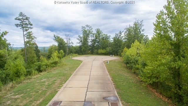 135 Oakview Rd, South Charleston, WV 25309