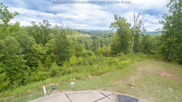 135 Oakview Rd, South Charleston, WV 25309