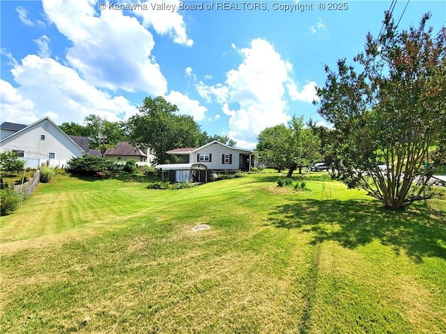 115 Valley Dr, Nitro, WV 25143 - photo 2