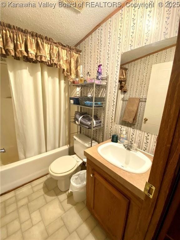 2399 Spicewood Rd, Kenna, WV 25248 - full bath with wallpapered walls, shower / bath combo, vanity, and a textured ceiling