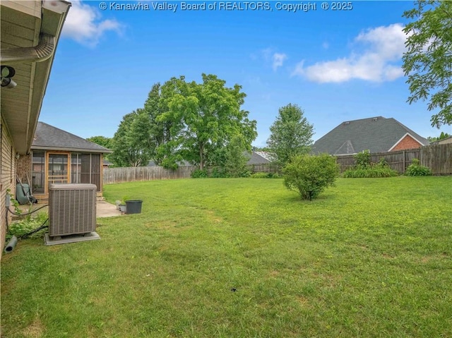 3710 Cambridge Cir, Hurricane, WV 25526 - fenced backyard featuring a sunroom