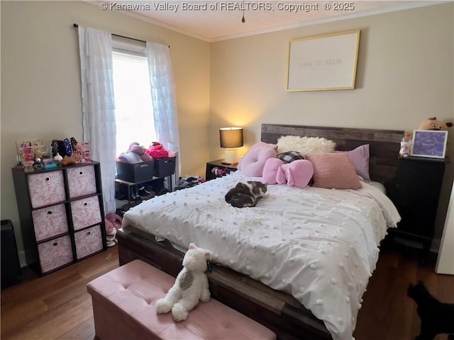 602 43rd St SE, Charleston, WV 25304 - bedroom with ornamental molding and wood finished floors