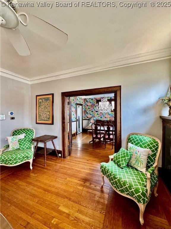 406 Elm St, Charleston, WV 25302 - sitting room featuring crown molding and light wood finished floors