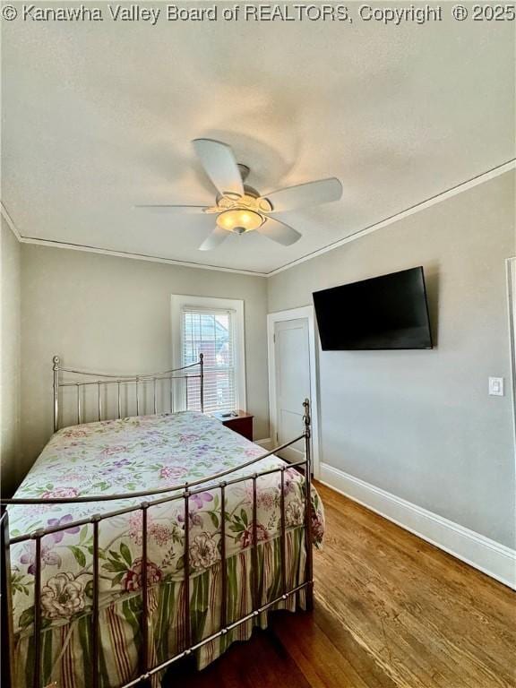 406 Elm St, Charleston, WV 25302 - bedroom featuring dark wood-style floors and a ceiling fan