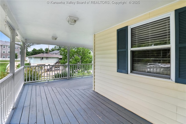 3223 Georges Dr, Saint Albans, WV 25177 - view of deck