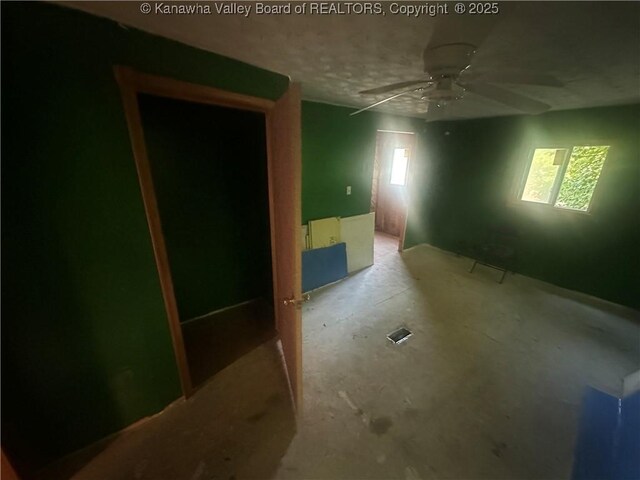 2075 Hewett Creek Rd, Hewett, WV 25114
