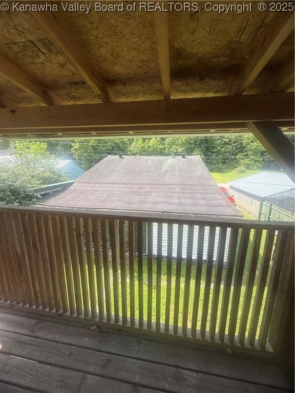 2075 Hewett Creek Rd, Hewett, WV 25114