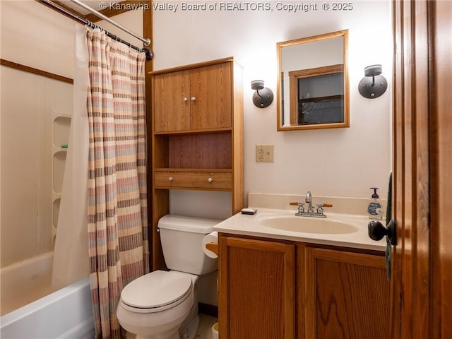 114 Shady Ln, Winfield, WV 25213 - bathroom featuring vanity and shower / bath combination with curtain