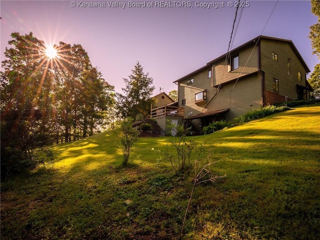 114 Shady Ln, Winfield, WV 25213 - view of green lawn