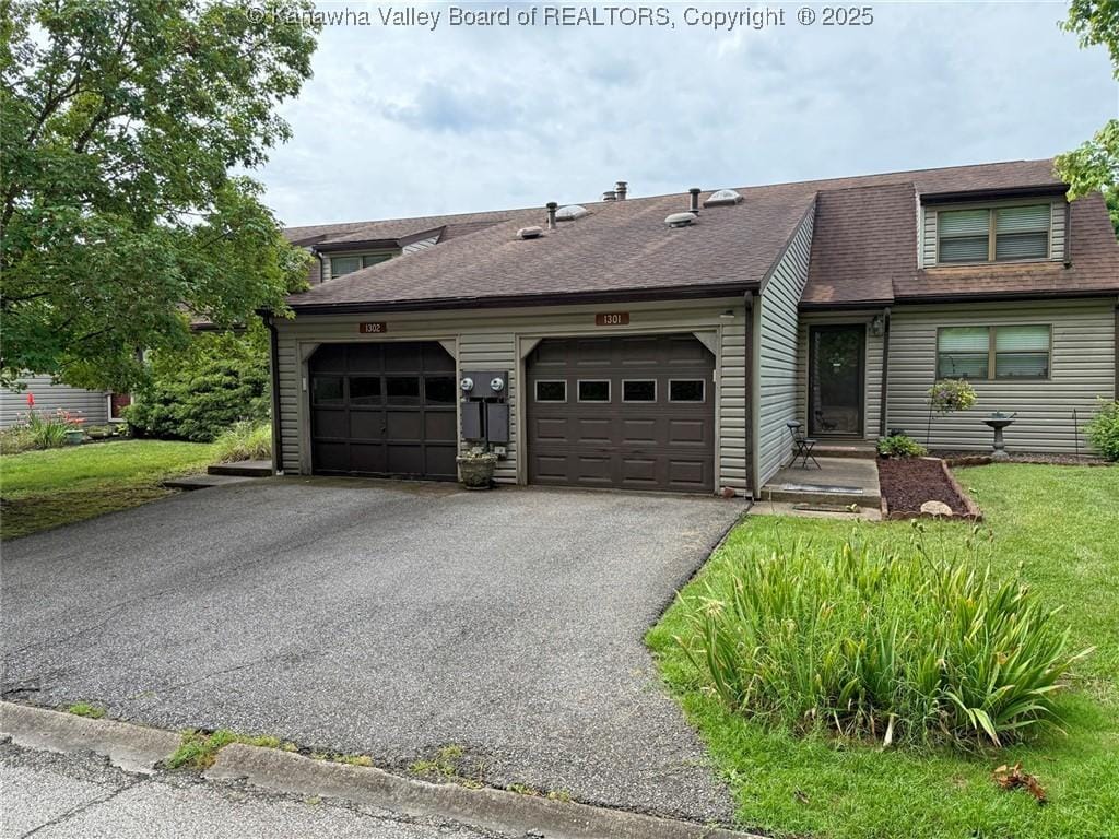 1302 Hunters Ridge Rd, Charleston, WV 25314 - photo 1