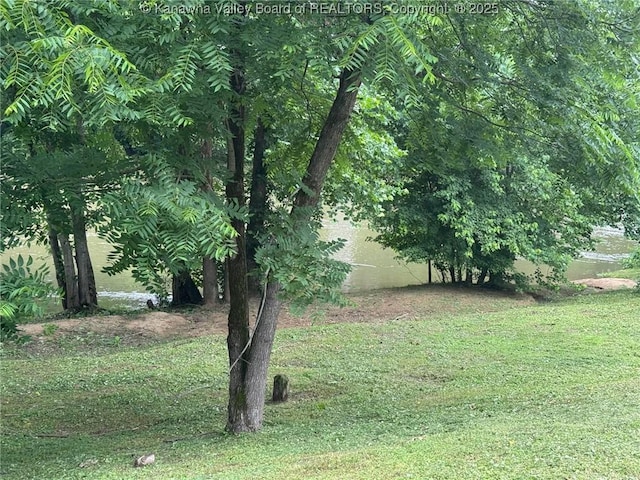 4601 Clay Hwy, Clay, WV 25043