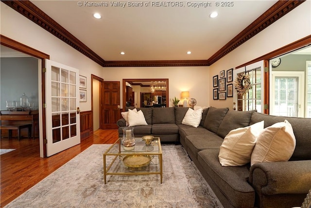 135 E Ridge Rd, Charleston, WV 25314 - living room featuring ornamental molding, wood finished floors, wainscoting, and recessed lighting