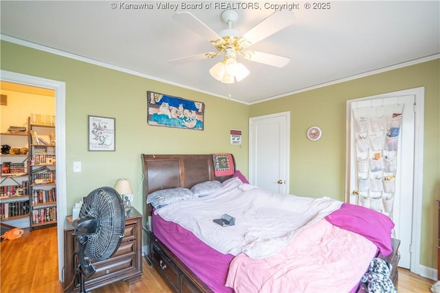 1324 Kanawha Ave, Dunbar, WV 25064 - bedroom featuring ornamental molding, wood finished floors, and ceiling fan