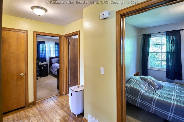 318 Monroe St, South Charleston, WV 25303 - corridor featuring wood finished floors