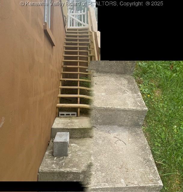 5126 Big Tyler Rd, Cross Lanes, WV 25313 - view of stairs