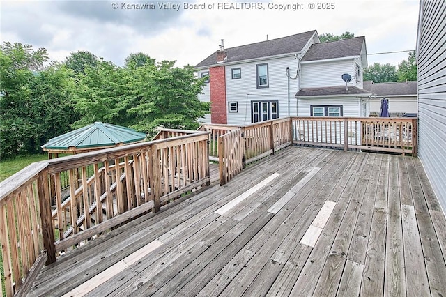 5309 Venable Ave SE, Charleston, WV 25304 - view of wooden terrace