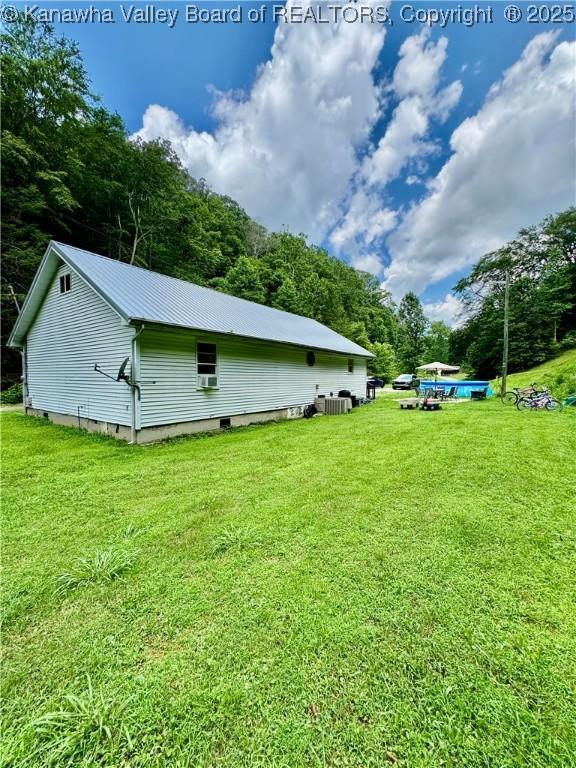 28 Brushy Frk, Alkol, WV 25501 - view of green lawn
