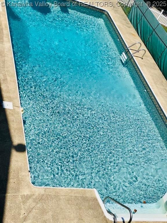 1816 Winding Hill Dr, Sissonville, WV 25320 - view of swimming pool
