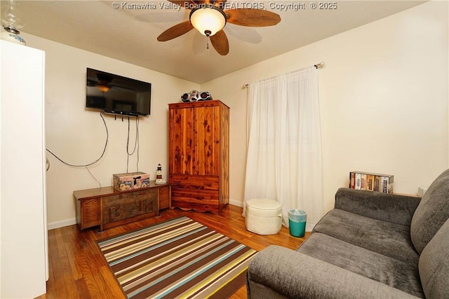 1009 Midway Dr, Dunbar, WV 25064 - living area with wood finished floors and ceiling fan