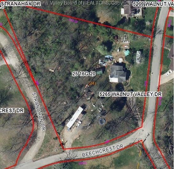 5265 Walnut Valley Dr, Cross Lanes, WV 25313