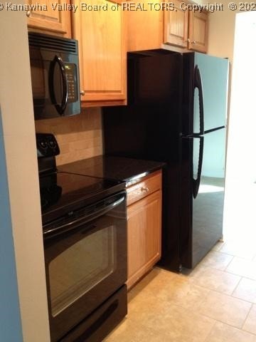2801 Chesterfield Ave, Charleston, WV 25304 - photo 11