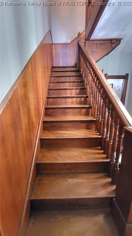 200 Wilson St, Ravenswood, WV 26164 - photo 7