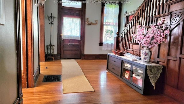 200 Wilson St, Ravenswood, WV 26164 - photo 5